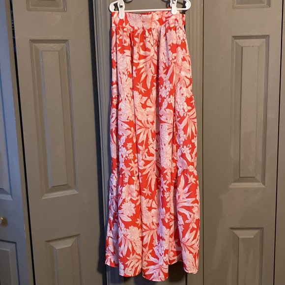 SET! Floral skirt and blouse - Picture 2 of 4